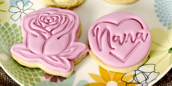 Video Tutorial - How to Use a Cookie Cutter